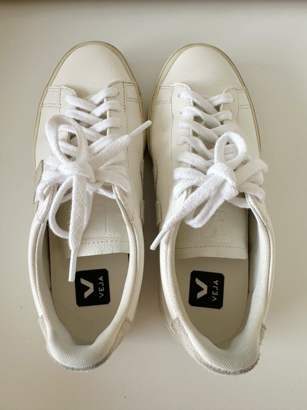 Veja White Leather Sneakers - Picture 4 of 6